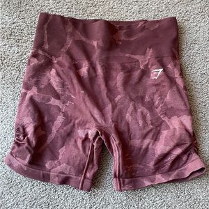Gymshark Adapt Camo Seamless Shorts - Savanna |
Cherry Brown